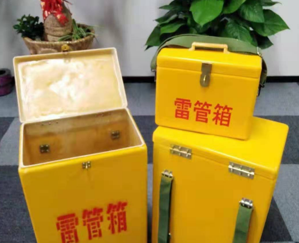 新邵玻璃钢雷管箱有哪些特点